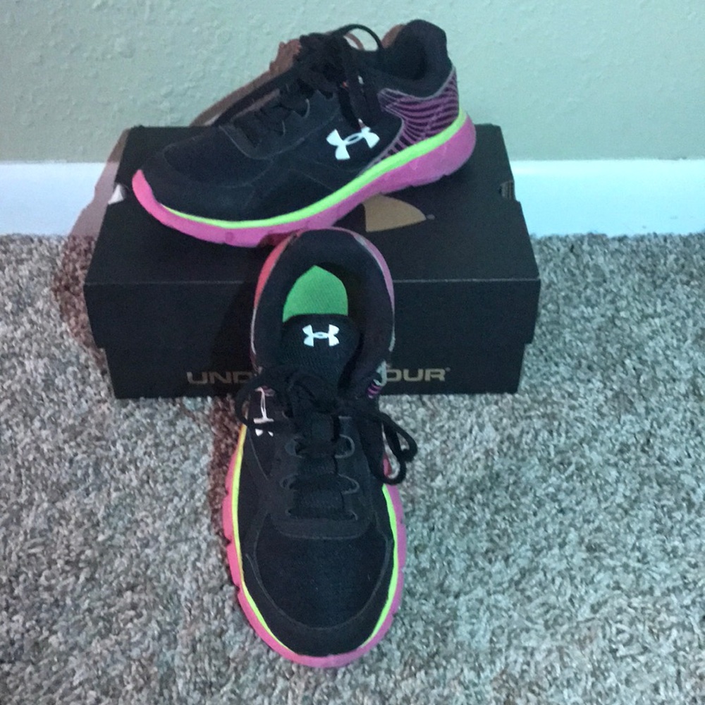 Under Armour Girls Sneakers